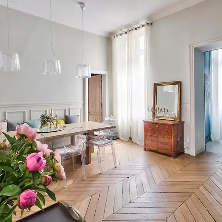 De Luxe 4 Etoiles Sur Ile Saint-louis - 115 M2 - Calme Et Spacieux * Paris