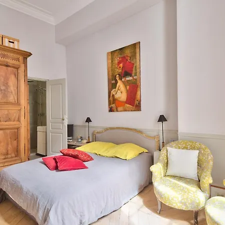 De Luxe 4 Etoiles Sur Ile Saint-louis - 115 M2 - Calme Et Spacieux Apartment
